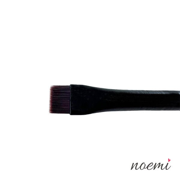 Noemi Pinsel 5 Flat - lishmaker.com